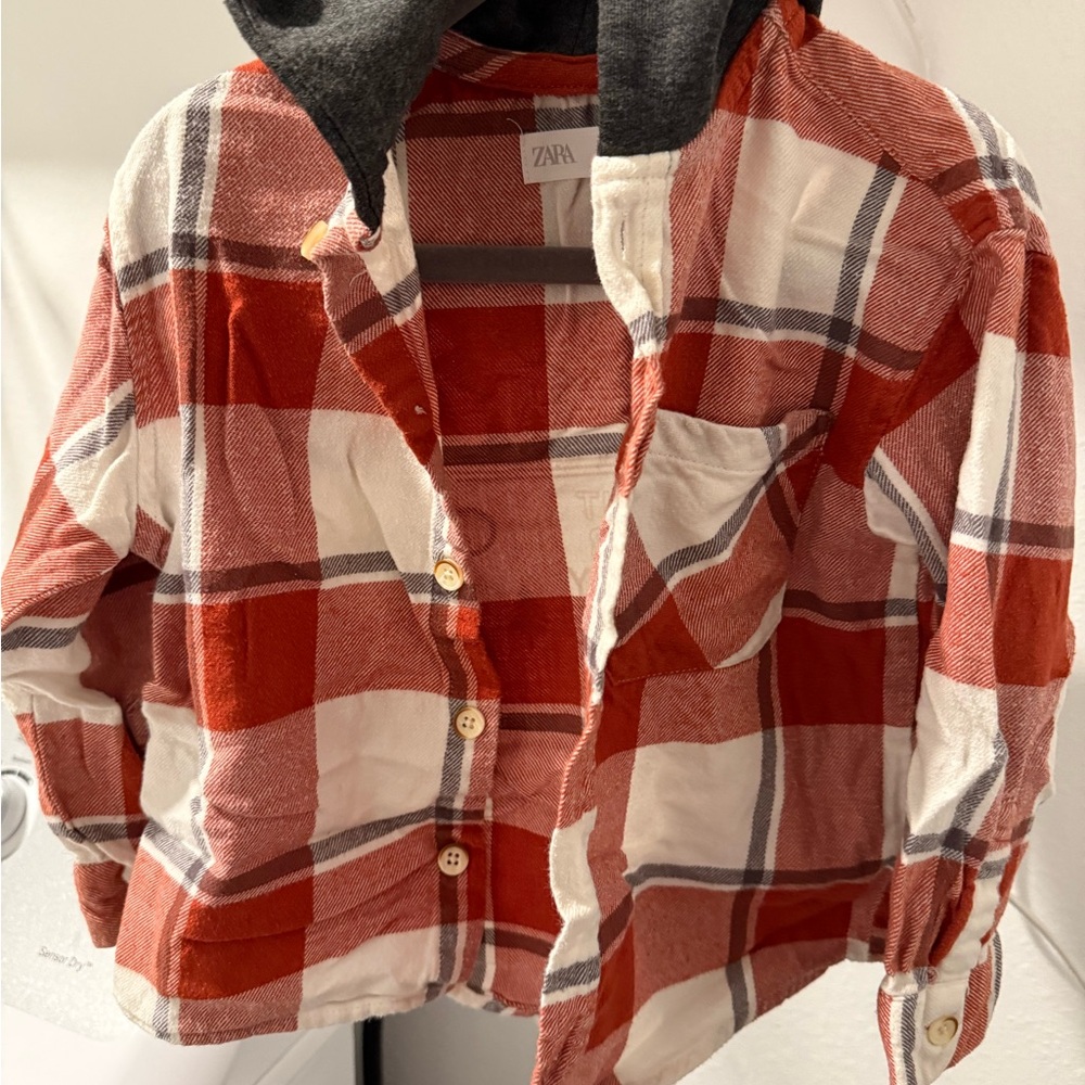 Zara Red and White Button Down Shirt